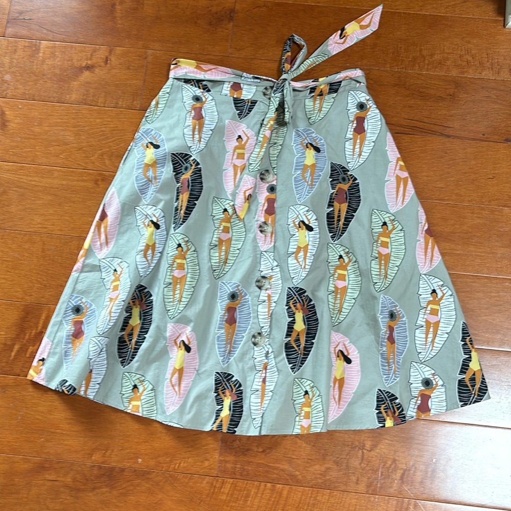 Fun Eva Franco skirt size 6.